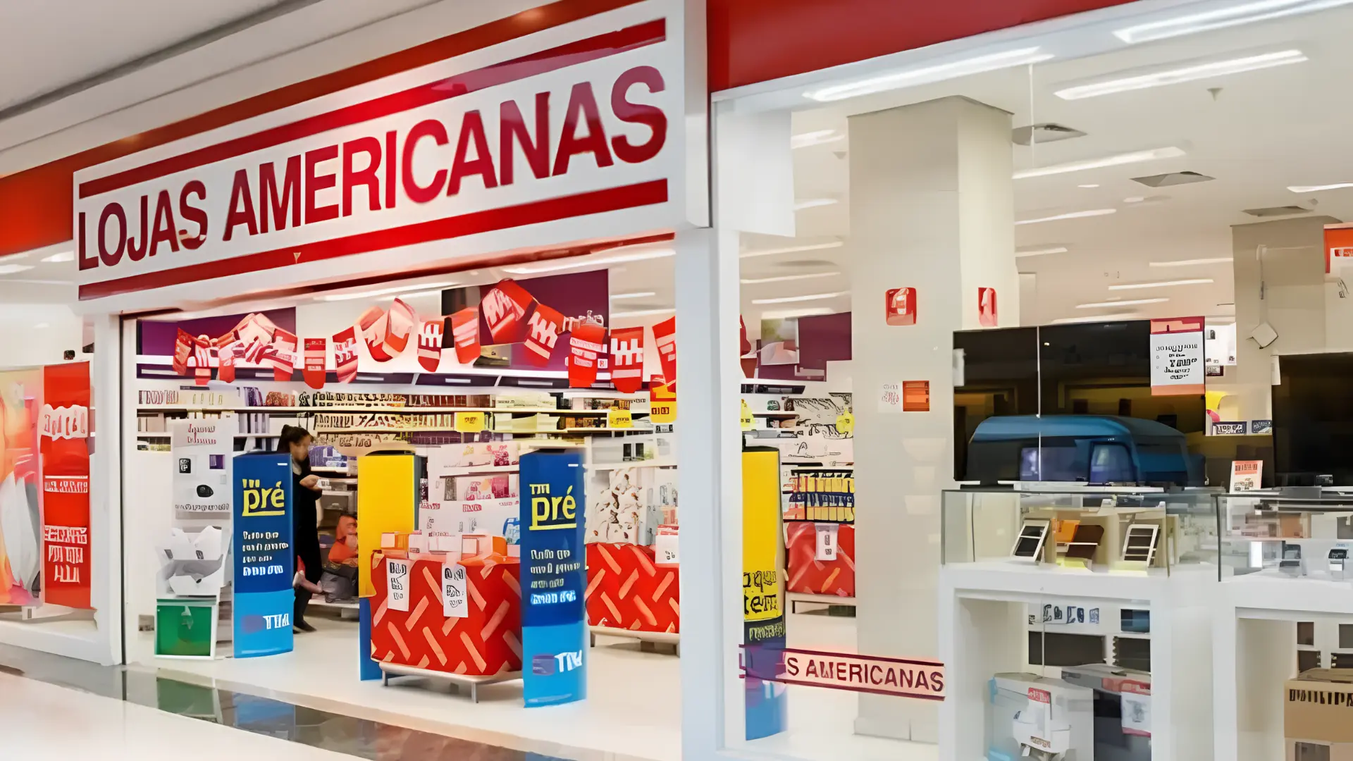 Vitrine de vidro das Lojas Americanas instalada pela Rio Glass Vidraçaria